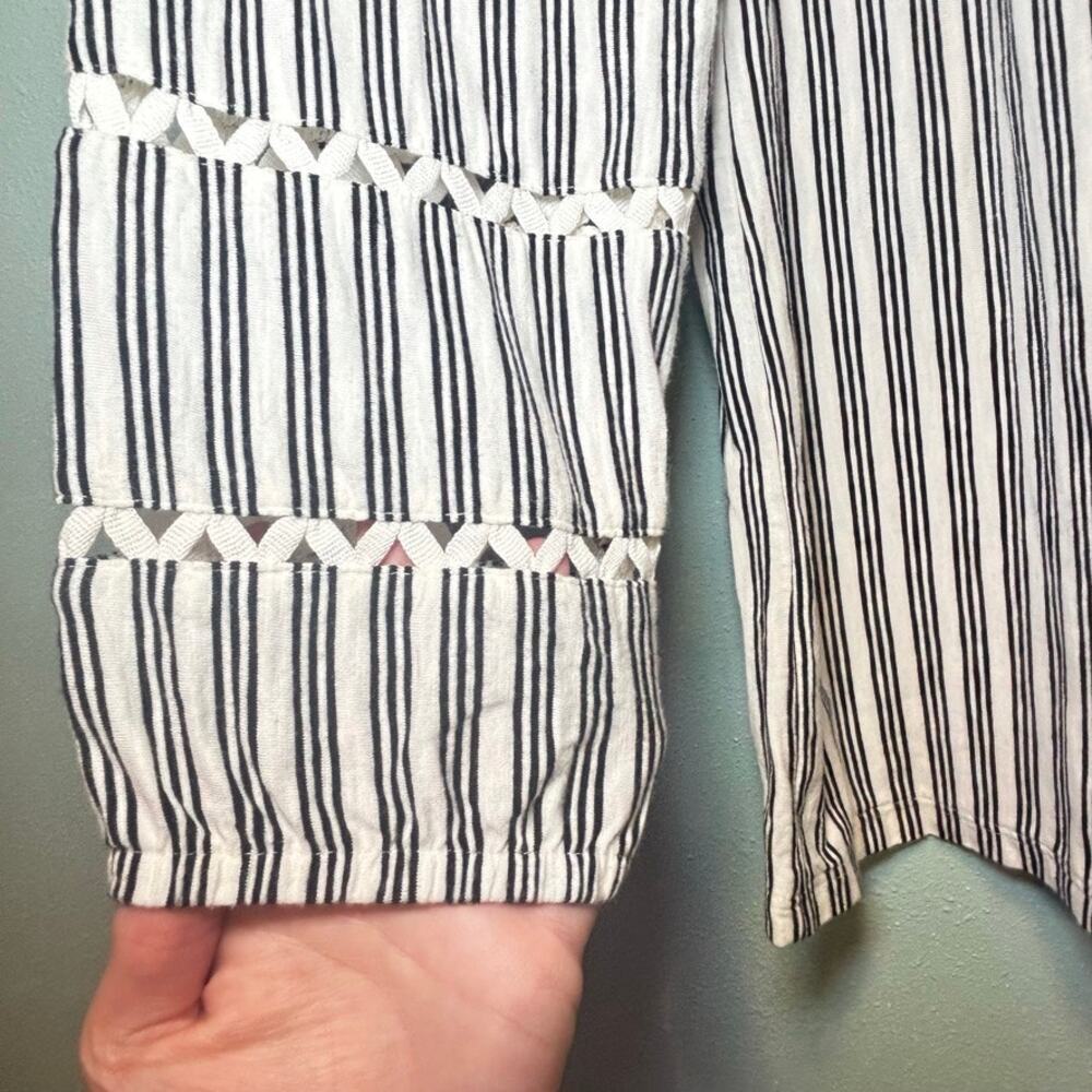 Talbots Petites Black White Striped Top Long Sleeve Ruffle Tier Sleeves - Picture 2 of 7